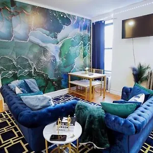 Apartment Oasis Ii: Central Harlem, New York
