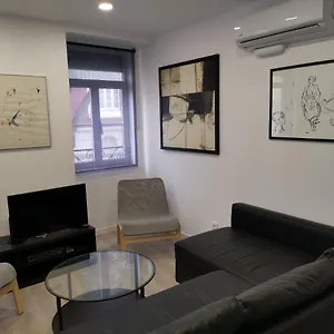 https://dobairro-suites-at-merces.hotels-lisbon-portugal.com