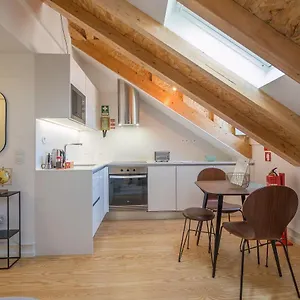 https://nomads-augusta-collection.hotels-lisbon-portugal.com